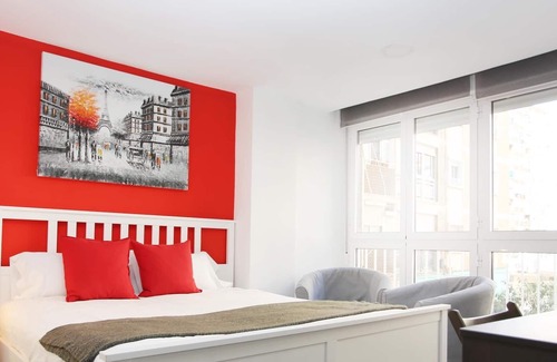 Jardin de la Abadia Apartment | Holidays2Malaga Reyna Manescau - Huelin Area just 450 mts from beach