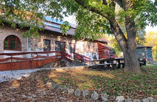 Herend Bed & Breakfast | Holló és Bárány Vendégház