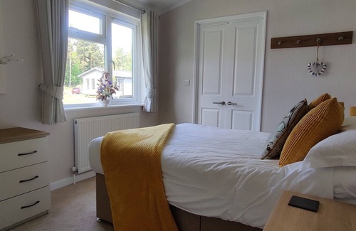 Ryther Cabin | Hollicarrs Long Lane Lodge