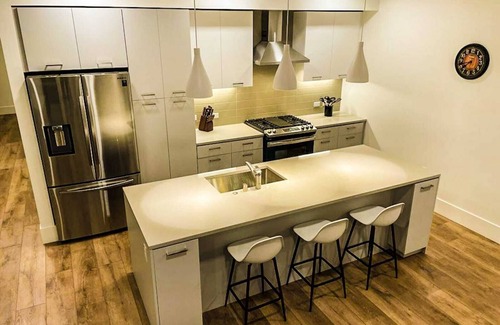 Clawson Apartment | Hollis House
