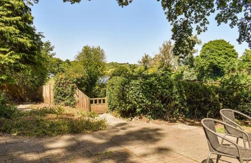 Bramerton House | Holly Lodge