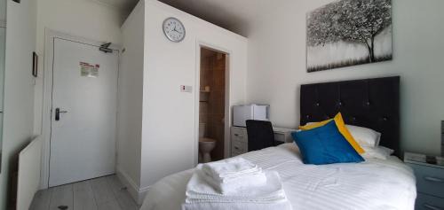 Weston-super-Mare House | Holly Lodge