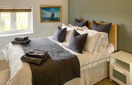 Althorne House | Holly No2 - Uk49254