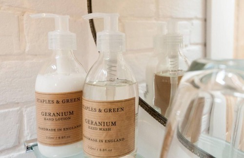 Cowes Bed & Breakfast | Holly Tree House