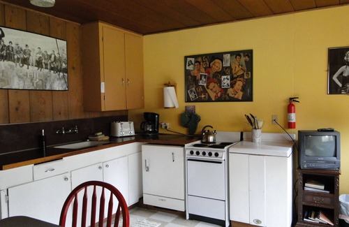 Ocean Park Cottage | Hollywood Cottage- 2 bedroom cottage