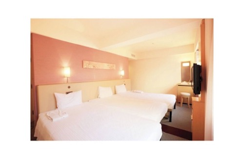 Naha City Centre Hotel | Hollywood Family 3 Bed Room Nonsmoking Breakfast included /Naha Okinawa