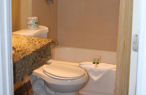 North Central Hollywood Hotel | Hollywood Gateway Inn