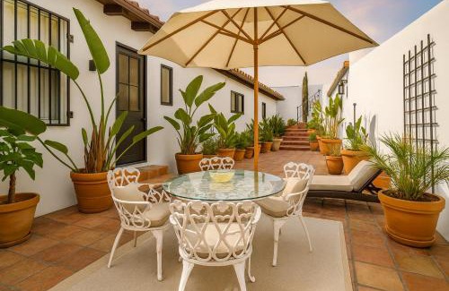 Melrose Apartment | Hollywood Hills, Near Griffith Park - Family-Friendly 2BR