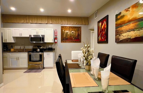 Parkside House | Hollywood paradise