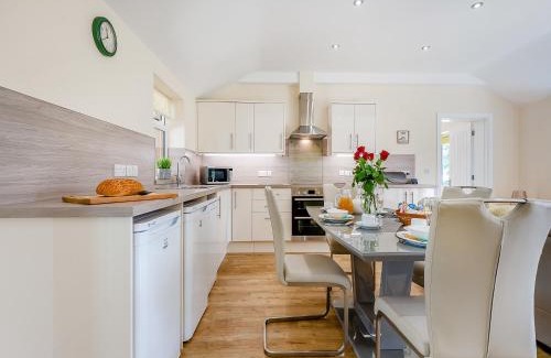 Woolland House | Hollywood - Uk49988