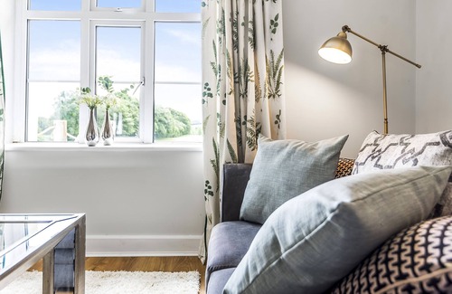 Cattistock House | Holway Cottage -Former farm cottage full of charm with stylish furnishings