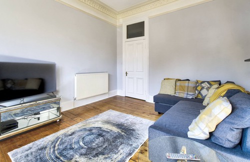 Gifford Apartment | Holyrood Park Apartment near Royal Mile and Palace