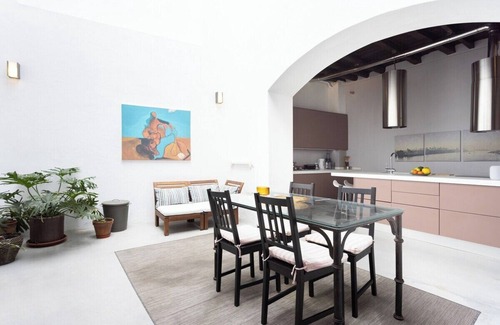 Historical Center Ski Chalet | Home2Book Stylish Design House in La Laguna Center