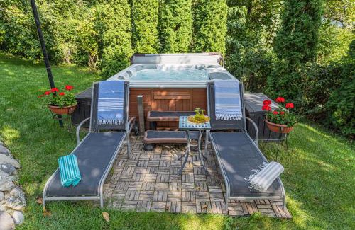 Brasov Villa | Home Alone