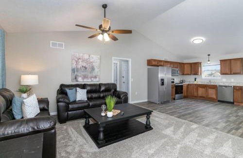 Hamilton House | Home among the Nook in Hamilton Ohio