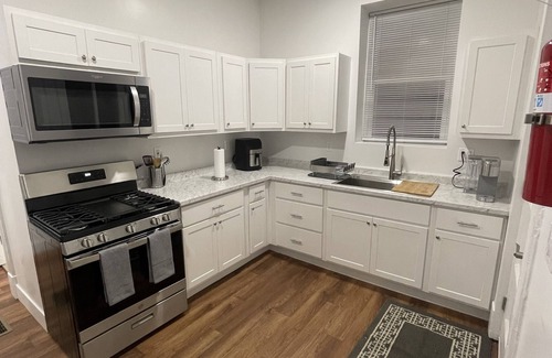 St. Bernard House | Home away from home, has all the amenities you need to have a comfortable stay.