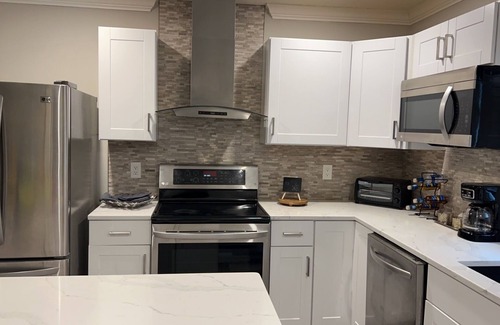 Indianapolis House | Home away from home! A few minutes to all downtown attractions.