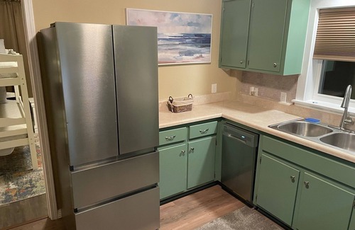 Southeast Pensacola House | Home away from Home at Shaded Oaks