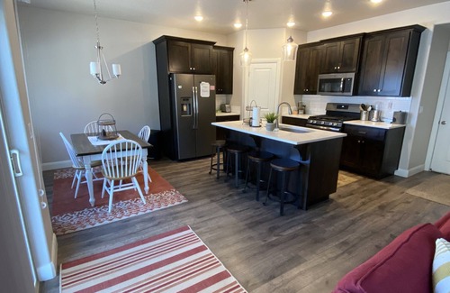 Cedar City House | Home away from home end unit townhome w/off street parking
