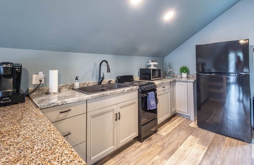 Crouse Apartment | Home away from Home, private apartment with amenities.