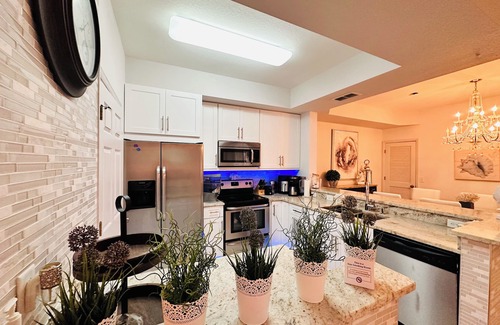 McGregor Condo | "Home away like home"-luxury, relaxing tropical escape to a sunshine state