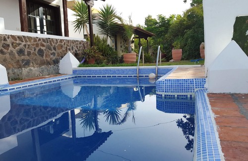 Valle de Guerra Apartment | Homerez - Appartement for 2 ppl. with shared pool at San Cristóbal de La Laguna