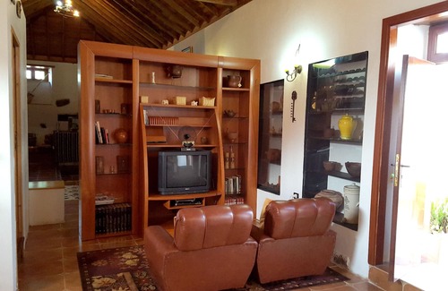 Valle de Guerra Apartment | Homerez - Appartement for 2 ppl. with shared pool at San Cristóbal de La Laguna