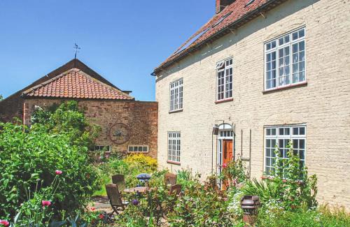 Ryther Resort | Home Farm