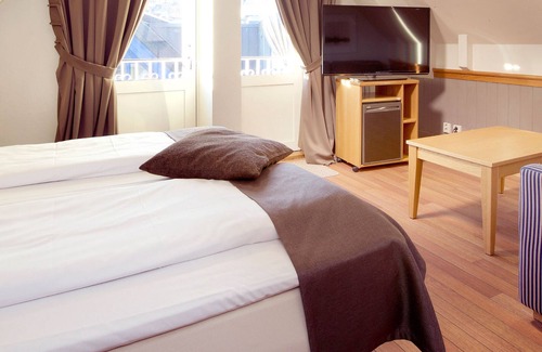 Tromso Hotel | Home Hotel With