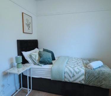 Northampton House | Home In Northampton