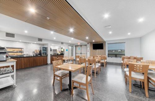 Lloydminster Hotel | Home Inn and Suites Lloydminster