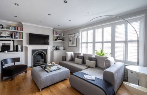 Richmond-upon-Thames Apartment | Home James - A boutique lifestyle apartment.