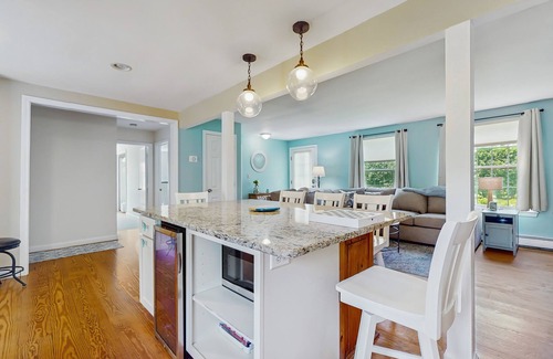 South Chatham House | Home near beach & tennis/basketball court with firepit, grill, & patio