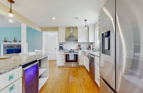 South Chatham House | Home near beach & tennis/basketball court with firepit, grill, & patio