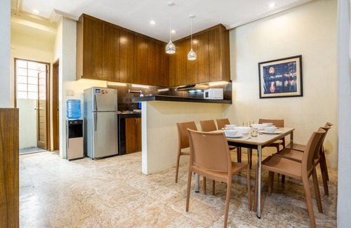 Pasay House | Home Near Airport & MOA for Big Family Groups