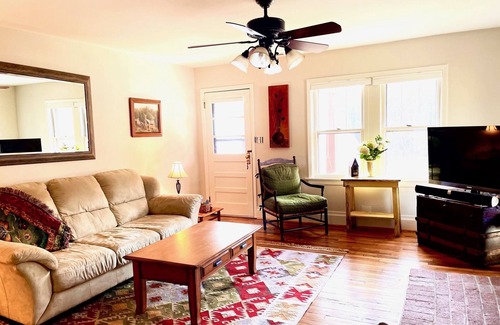 Burnsville House | Home on 10 Acres - Easy Access - SUPER CLEAN - Burnsville - Pensacola