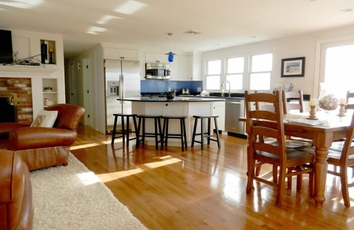 West Yarmouth Cottage | Home on Great Island overlooking Nantucket Sound with Private Beach (1199)