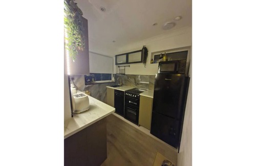 Oulton Broad Ski Chalet | Home on the Broads - Just Renovated.