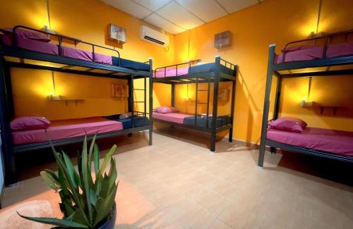 Lubok Buaya House | Home Sol Guesthouse