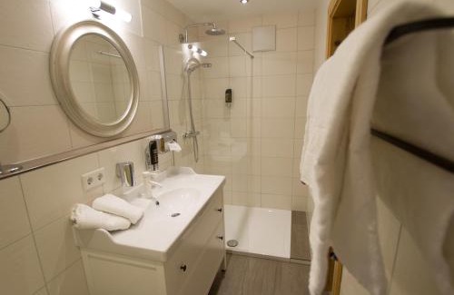 Fieberbrunn Bed & Breakfast | Home suite home