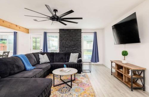 Northwood House | Home Sweet Austin - Pool Fire Pit Pool Table