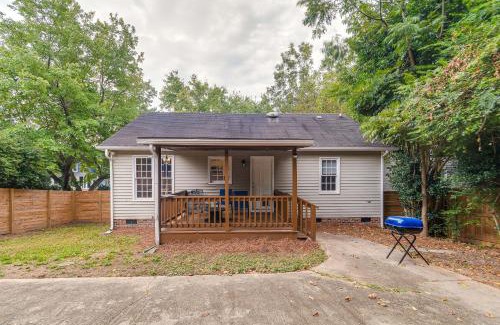 Downtown House | Home with Pet-Friendly Yard, 1 Mi to Dtwn Raleigh!