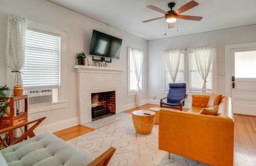 Lakeland House | Home with Private Yard Less Than 2 Mi to Hollis Garden!