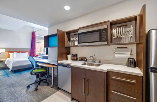 Gateway District Hotel | Home2 Suites by Hilton Minneapolis Downtown, MN