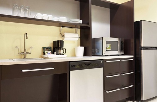 Biggs Field Hotel | Home2 Suites by Hilton El Paso Airport, TX