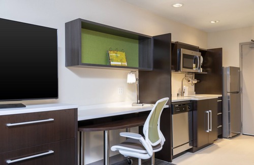 Des Moines Hotel | Home2 Suites by Hilton Des Moines at Drake University