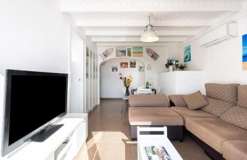 Tabaiba Apartment | Home2Book Amazing Sea Views, Terrace & Pool