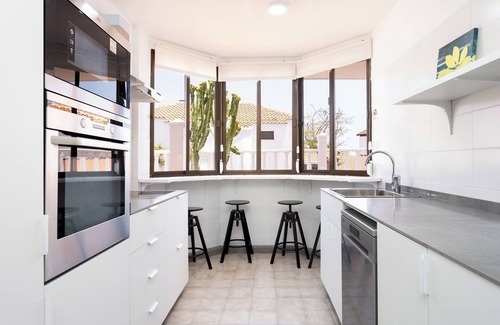 El Chorrillo Ski Chalet | Home2Book Comfort Getaway Terrace & BBQ, Radazul