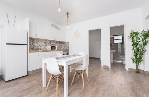 Lajares Ski Chalet | Home2Book Cozy Casa Papá, Bright Terrace & BBQ