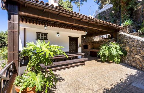 Cueva del Viento Ski Chalet | Home2Book Icod Rural Escape Pool BBQ